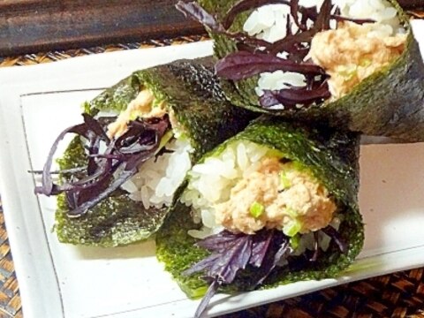 サラダからし菜がくせになる☆ツナマヨ手巻き寿司